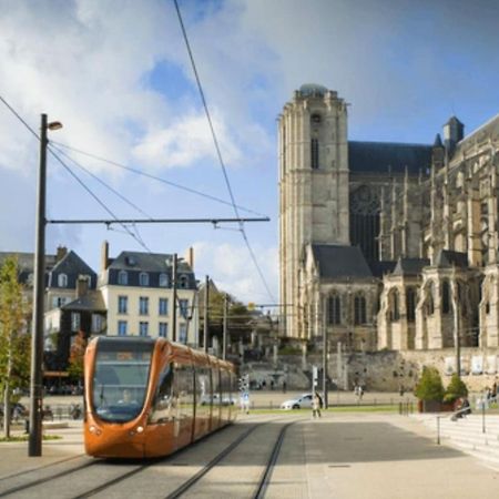 Magnifique Appart Centre Ville Renove 2 Pers Le Mans Ngoại thất bức ảnh